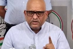‘बेटी पढ़ाओ’ नारे की उड़ रही धज्जियां’, अजय राय ने पीएम मोदी पर कसा तंज - image