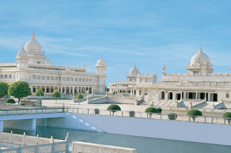 anandpur ashram dispute mahatma expelled from trust mp news