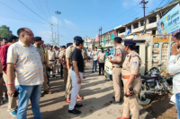 bulldozer action on illegal enroachment shops pitambara peeth mandir (फोटो सोर्स- कलेक्टर दतिया एक्स हैंडल)