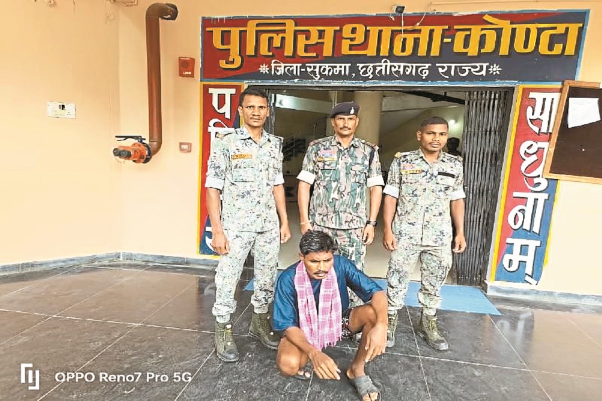 शहीद ASP आकाश को IED से उड़ाने वाला नक्सली गिरफ्तार, 9 जून को सुकमा में किया था
विस्फोट