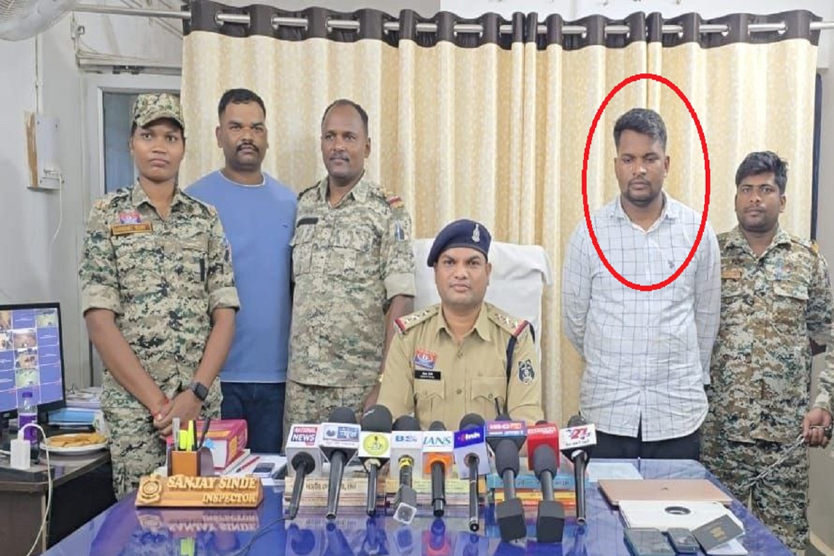 CG Fraud: सेना के जवानों को लालच देकर लगाई लाखों की चपत, महागठ चढ़ा पुलिस के
हत्थे, छुपा था विदेश में