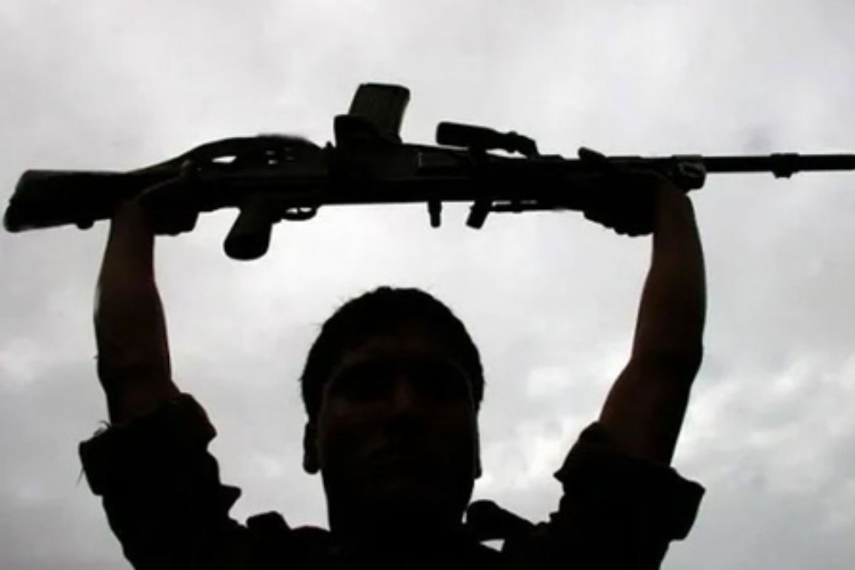 एकसाथ 23 खूंखार नक्सलियों ने किया सरेंडर, सिर पर था 1 करोड़ से अधिक का इनाम; नाम सुनते ही कांप उठते थे लोग