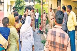 बरेली में मोहब्बत का कत्ल, जिसके लिए पति और धर्म छोड़ा, उसी आशिक ने मासूम बेटे
के सामने की महिला की गला दबाकर हत्या - image