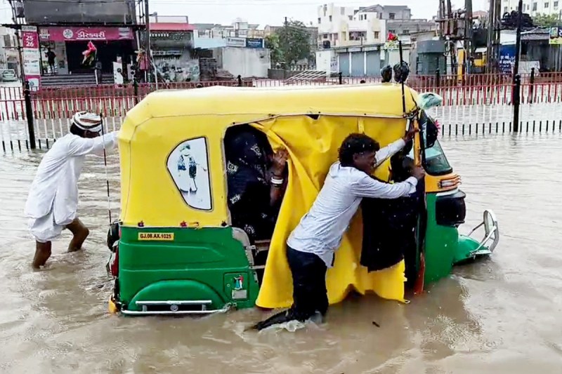 heavy rain in rajasthan