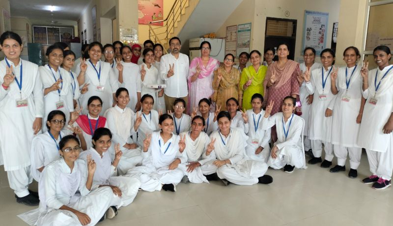 हनुमानगढ़ में राजकीय एएनएम प्रशिक्षण केंद्र का परीक्षा परिणाम शत-प्रतिशत रहा