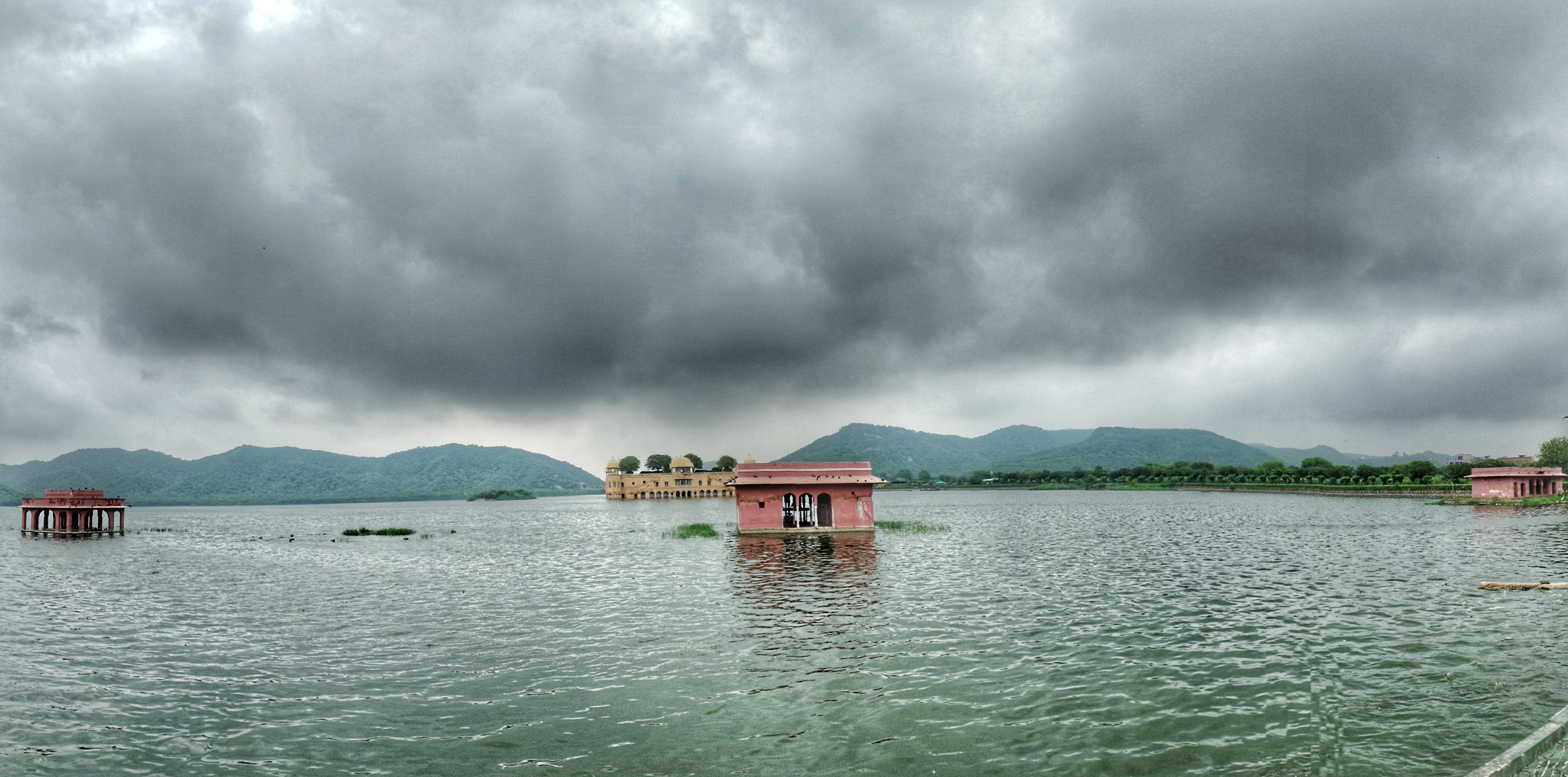 Rajasthan Weather 3 July: भारी बारिश से नदियों में उफान, अगले 3 घंटे में इन 6
जिलों में झमाझम बारिश की चेतावनी
