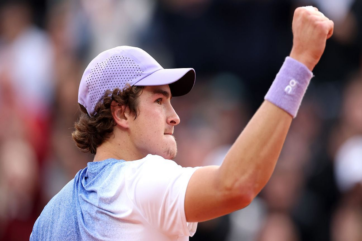 Wimbledon 2025: जोआओ फोंसेका ने रचा इतिहास, 2011 के बाद तीसरे दौर में पहुंचने
वाले सबसे युवा खिलाड़ी