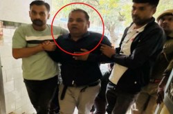 राजस्थान में बैंक ऑफ बड़ौदा के मैनेजर के घर सुबह-सुबह CBI का छापा, रिश्वत के
मामले में हो चुके गिरफ्तार - image