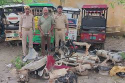 बहेड़ी में कबाड़ी की दुकान पर छापा, चोरी के वाहन पार्ट्स और अवैध चाकू के साथ
आरोपी दबोचा - image
