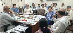 शिक्षा विभाग ने लिए 10 बड़े फैसले, जर्जर स्कूल पर लाल रंग से क्रॉस, कंटेनर में
क्लासें, निजी स्कूलों का भी होगा सर्वे - image