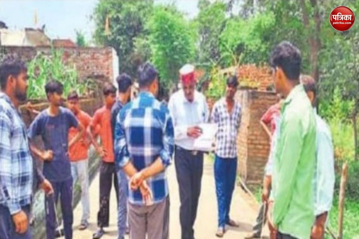 मनरेगा घोटाला: फर्जी फोटो, जॉब कार्ड में गड़बड़ी, 40.26 लाख रुपये अधिक भुगतान
में बीडीओ के वित्तीय अधिकार निलंबित