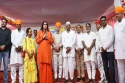शक्ति-संकल्प-समर्पण-सर्वस्व, सत्य का मार्ग दिखा गई मीरा… - image