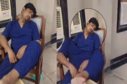 Video: टेबल पर मस्ती से पैर रखकर सोता रहा डॉक्टर; UP में यहां लापरवाही के चलते
तड़प-तड़प कर घायल ने तोड़ा दम - image