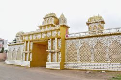 जैन आचार्य नित्यानंद के स्वागत में सज रहा शहर, आज आएंगे, कल नगर प्रवेश - image