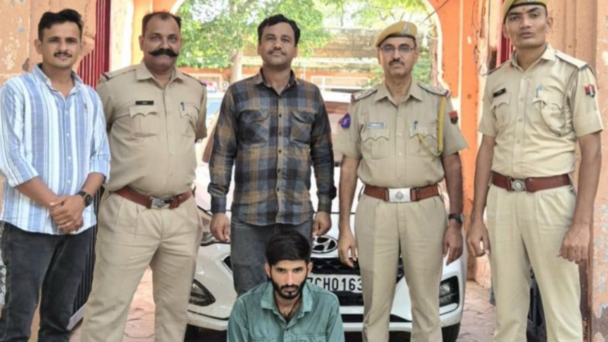 ‘ऑपरेशन खुलासा’: ओसियां पुलिस ने 4500 किमी पीछा कर शातिर चोर को दबोचा, पांच
राज्यों में दस दिन तक की तलाश