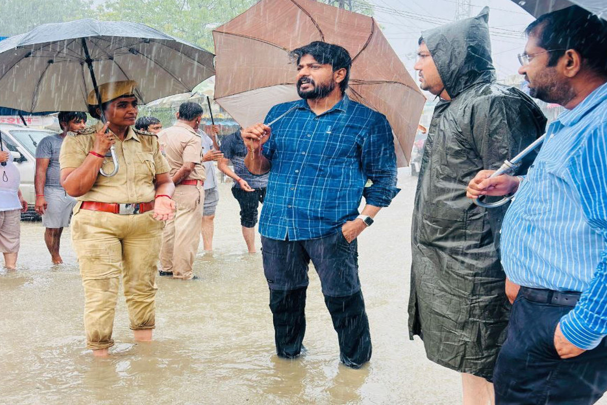 Pali News: कच्ची झोपड़ी में चारपाई पर सो रही थी बच्ची, अंदर घुसा बारिश का पानी,
मासूम की डूबने से मौत
