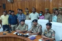 Crime News: चार बच्चियों से दुष्कर्म का आरोपी चढ़ा पुलिस के हत्थे, टैटू निशान से
हुई हैवान की पहचान, ऐसे बनता था शिकार - image