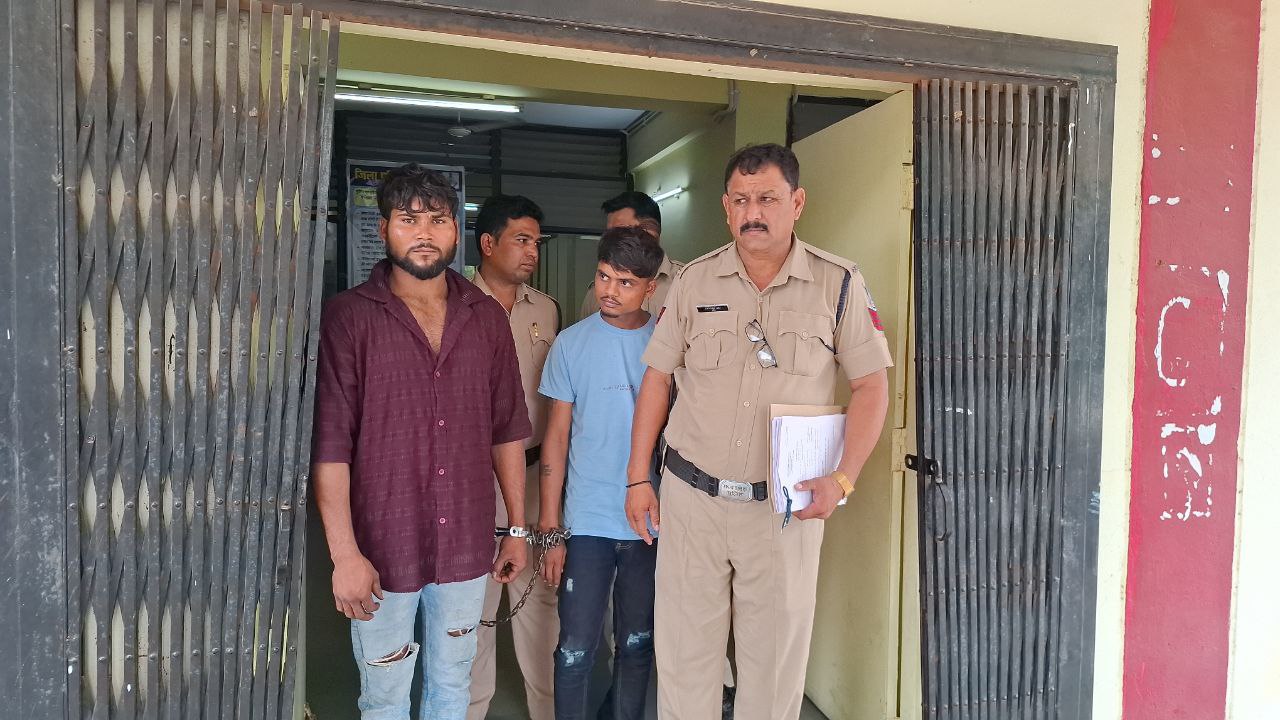 महिला से ज्यादती का प्रयास, विरोध करने पर बेरहमी से हत्या, 2500 फोन नंबर सर्च के
बाद पकड़े आरोपी