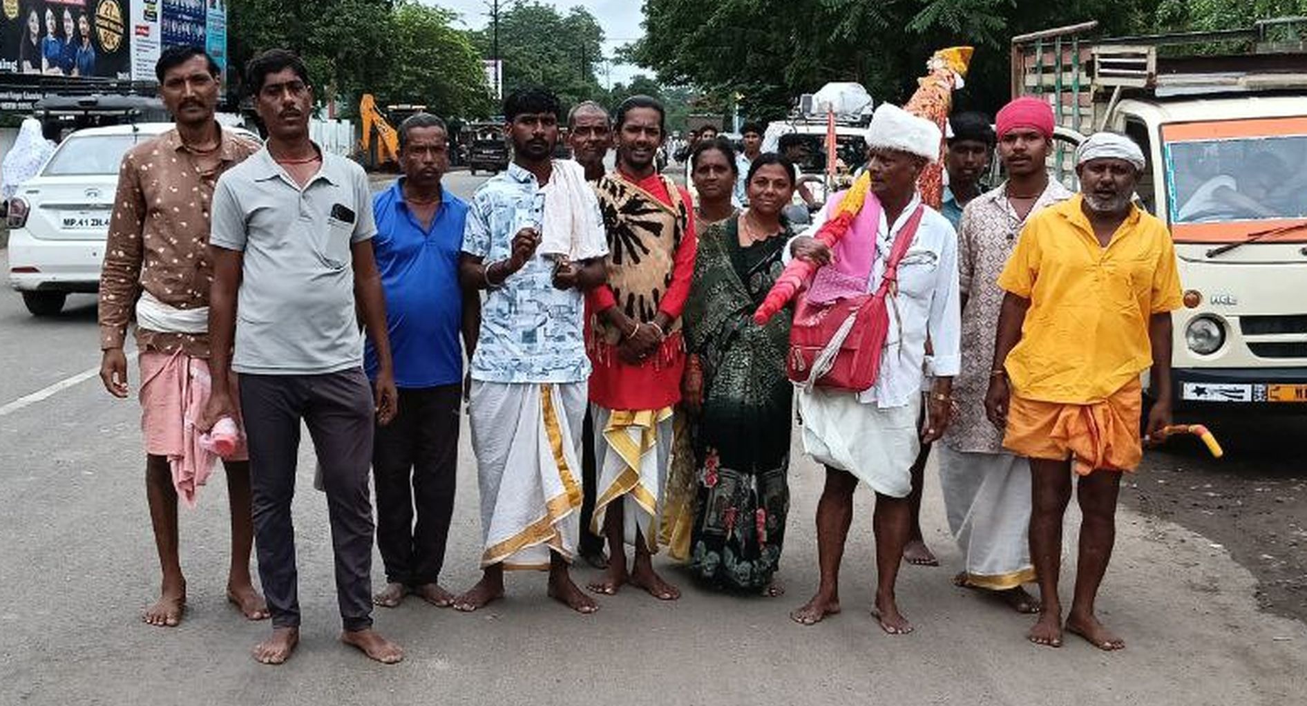गुरुपूर्णिमा पर्व… सारे दर्द की एक ही दवा, श्री दादाजी नाम जपते हुए सैकड़ों किमी
किया सफर