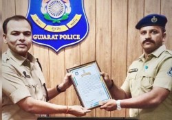 राजकोट जिले के हेड कांस्टेबल रिजवान का सम्मान - image
