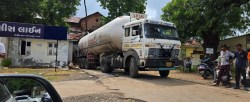 वडोदरा : गैस टैंकर से 1.73 करोड़ की शराब जब्त, चालक गिरफ्तार - image