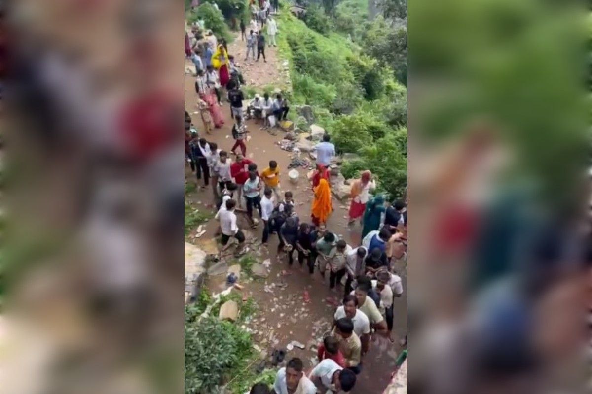 VIDEO: नलदेश्वर महादेव के दर्शनों को लगी कतार, देखें वीडियो 