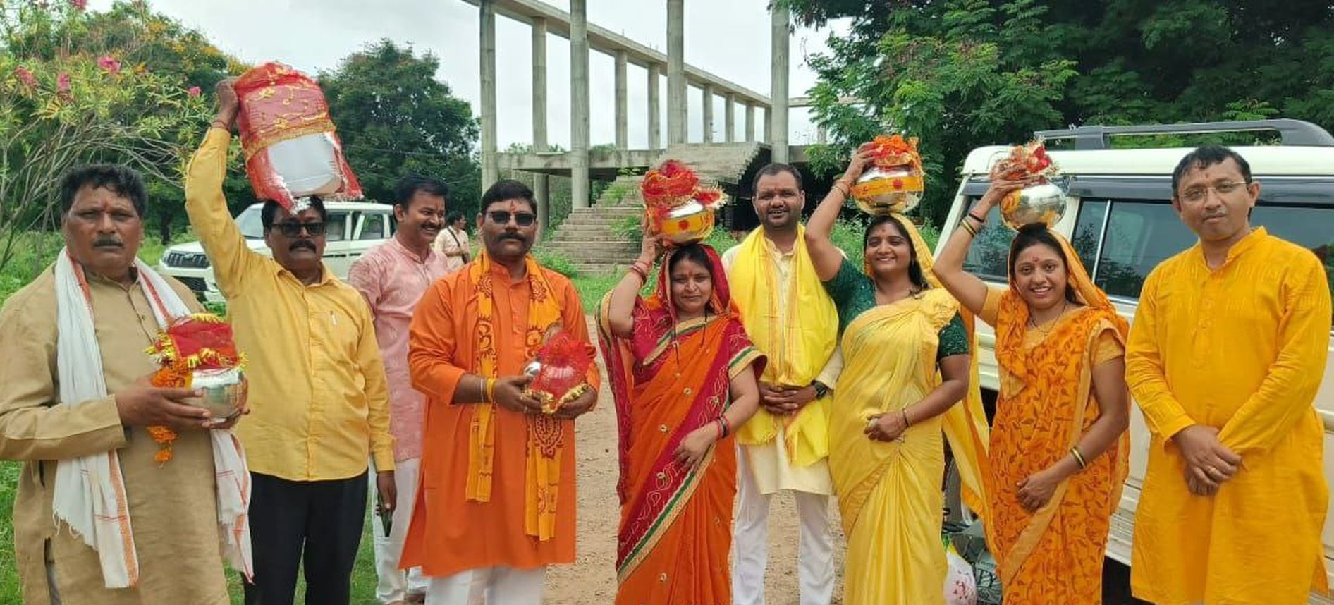 शिव श्रद्धा संगम कलश यात्रा… मां नर्मदा का पूजन कर दिया निमंत्रण, लाए अपने साथ