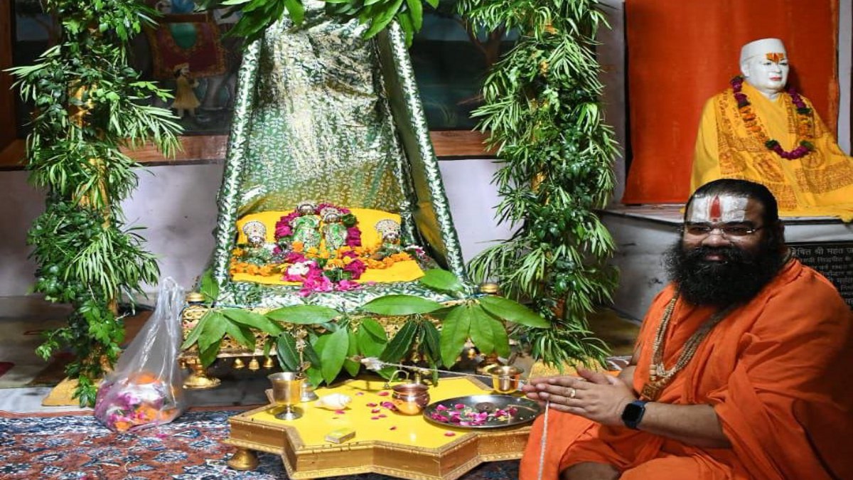 झूला महोत्सव शुरू, रासलीला हुई