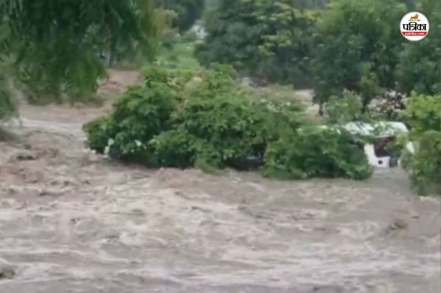 pond burst in Kumbhalgarh