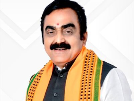 MP PWD Minister Rakesh Singh's statement on potholes on roads