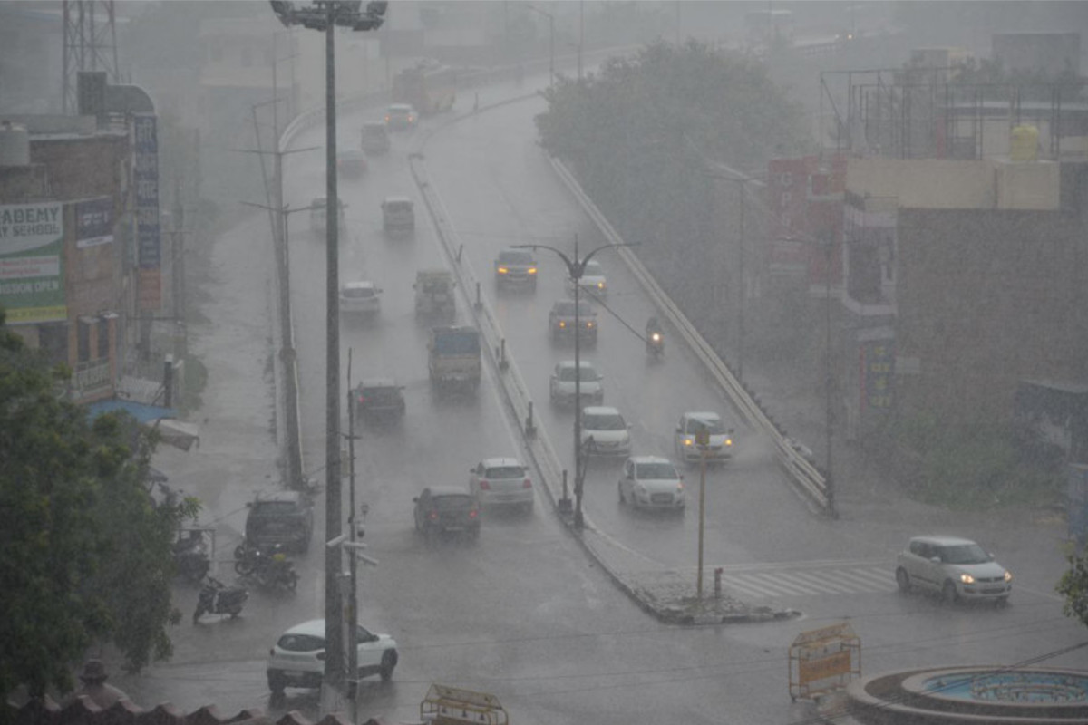 Rain Alert: 180 मिनट में मेघगर्जन के साथ बारिश का येलो अलर्ट जारी, कल से बेहाल
करेगा मानसून