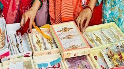 जानें इस बार कब है राखी बांधने का श्रेष्ठ मुहूर्त, नहीं रहेगी भद्रा - image