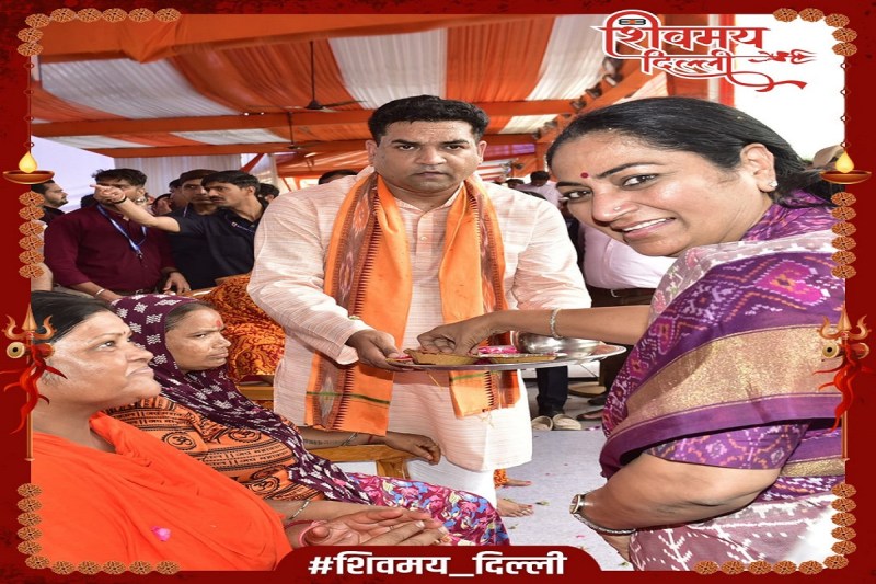 CM Rekha Gupta welcomed the Kanwariyas