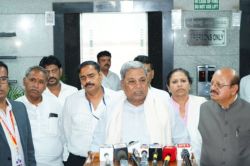 Karnataka: कर्नाटक में सियासी संकट के बीच सामने आया CM सिद्धारमैया का एक और
बयान, बढ़ जाएगी शिवकुमार की टेंशन! - image