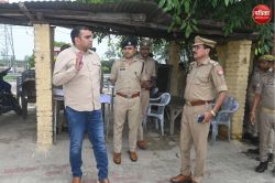 कांवड़ यात्रा पर एसएसपी की कड़ी नजर, मंदिरों और मार्गों की सुरक्षा का लिया
जायजा, अफसरों को दिए ये निर्देश - image