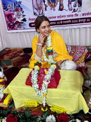 अयोध्या से पधारीं प्रसिद्ध कथावाचिका सुभद्रा कृष्ण