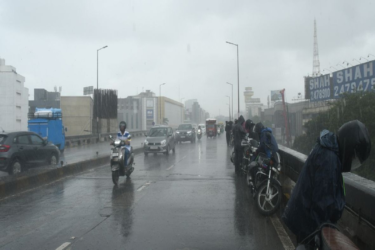देशभर में बारिश का दौर जारी…देखिए तस्वीरों में