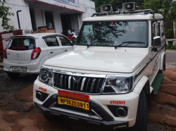 एमपी के बड़े अधिकारी पर कोर्ट की सख्ती, जब्त कर लिया वाहन, कुर्क करेंगे संपत्ति - image
