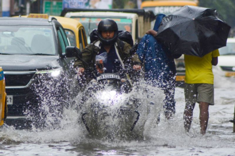 climate change, Delhi NCR, Delhi Weather Forecast, downpour, drizzle, HeaT WAVE, heavy rainfall, Heavy rainfall alert June 2025, Heavy Rainfall Report, Hurricane, IMD, IMD latest rain forecast, IMD latest weather forecast, imd monsoon forecast, IMD weather bulletin, rain, rain forecast, rain radar, rain showers, rain today, rainfall, rainstorm, temperature, weather, Weather forecast, weather radar, winter storm warning,IMD Heavy Rain Alert, monsoon rain alert, weather forecast, weather update, Weather, weather today, Rain, IMD, मौसम, मौसम विभाग, आईएमडी, बारिश, अलर्ट