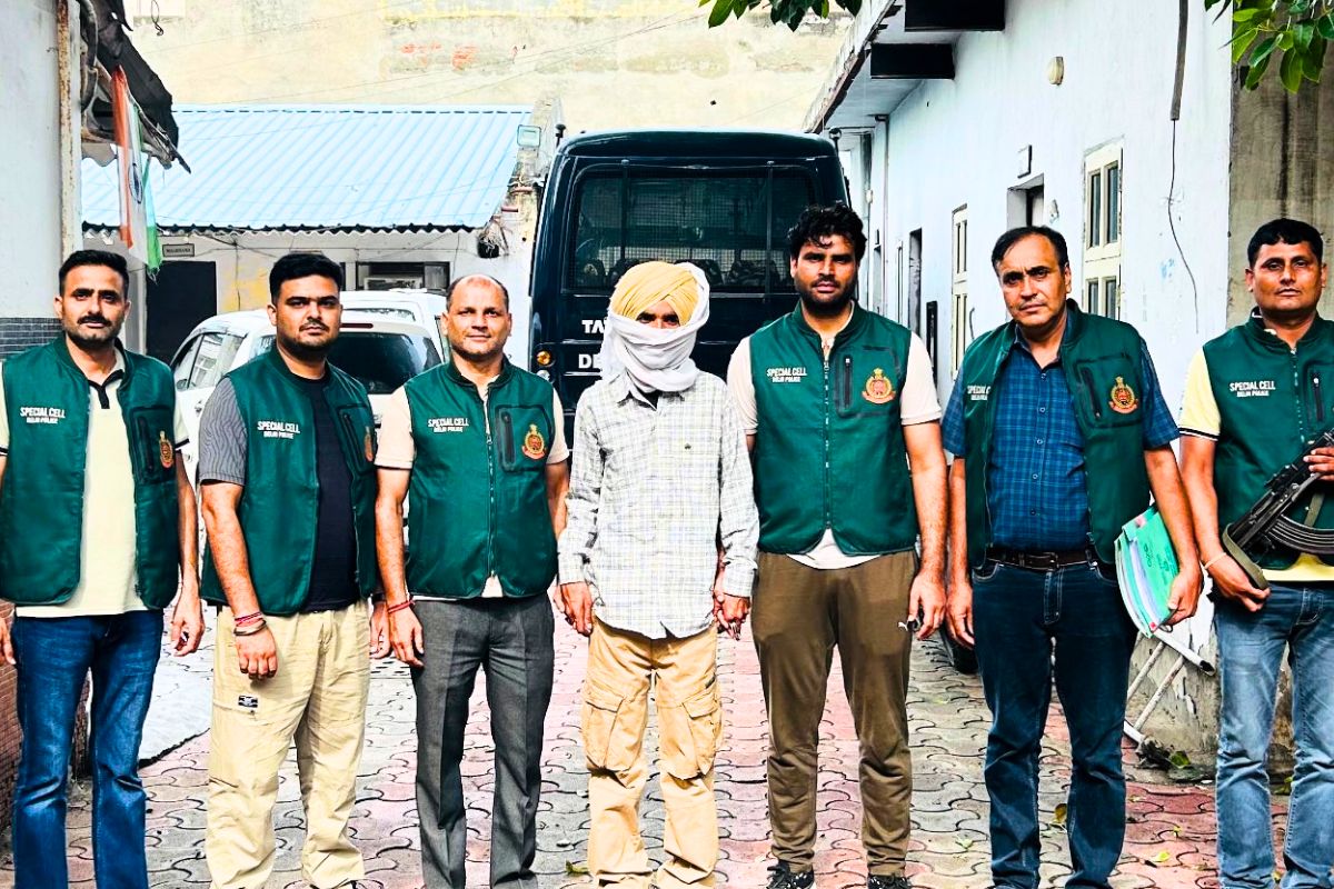 थाने पर ग्रेनेड फेंकने वाला बब्बर खालसा का आतंकी इंदौर से गिरफ्तार, पुलिस के हाथ
लगी बड़ी सफलता