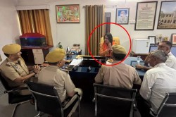 Rajasthan: ‘भेजा था विधानसभा, पहुंच गए थाना हड़पने’, BJP विधायक की फोटो पर मचा
बवाल; जानें क्यों? - image