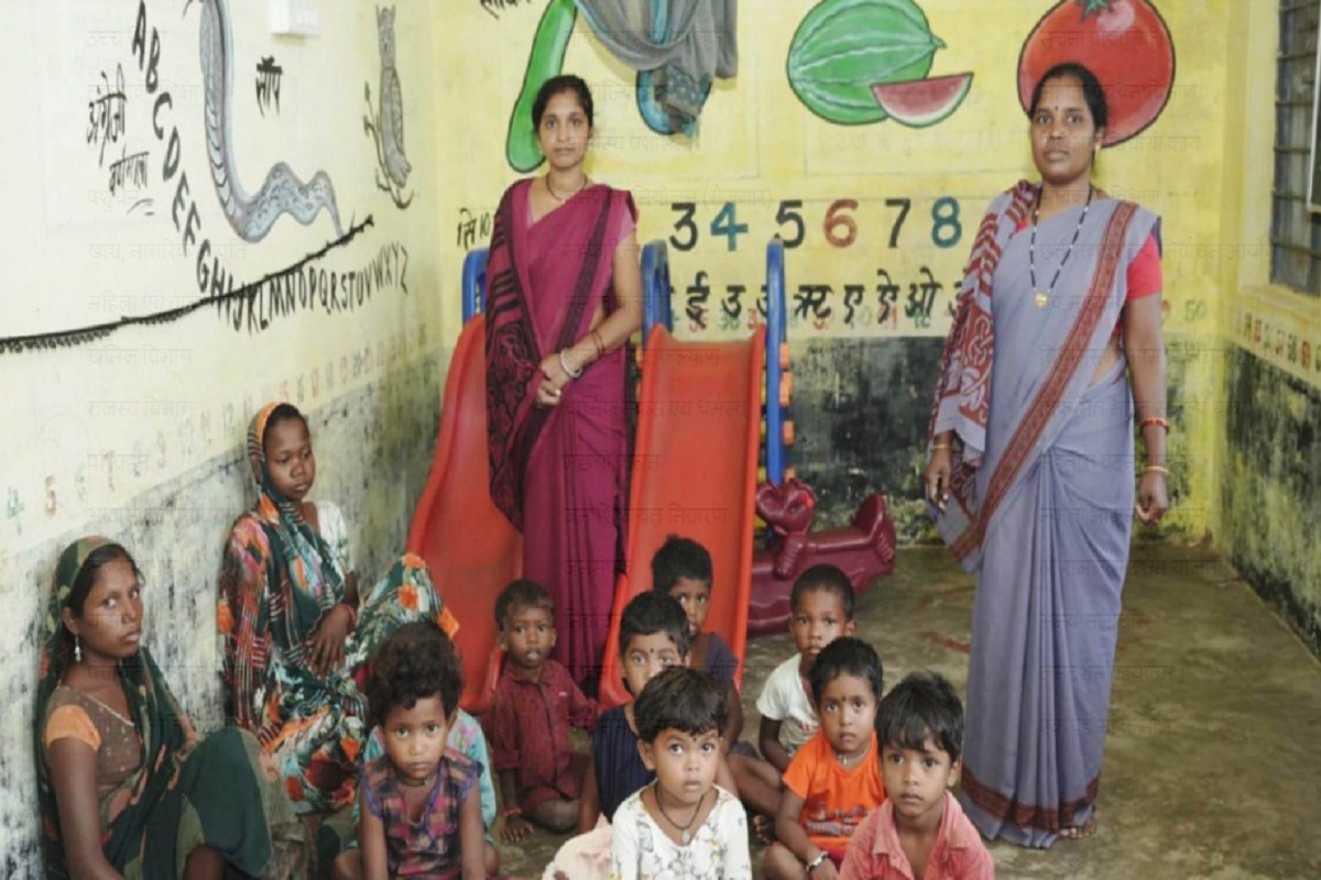 CG News: आंगनबाड़ी और स्कूल में गैस चूल्हे से भोजन के साथ बनने लगी है सेहत, देखें तस्वीरें…