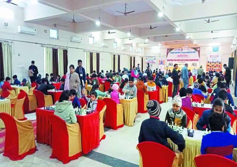 जिले में अप्रैल 21 में जिला शतरंज संघ के नवगठन के साथ इस खेल ने खासी रफ्तार पकड़ी है। शतरंज संघ के टीम वर्क ने छोटी सी समयावधि में बारां जिले का नाम प्रदेश के शीर्ष जिलों में उच्च स्थान पर पहुंचा दिया है।