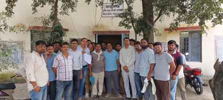 Traders are angry with the working of the Mandi management, will go on indefinite strike from Friday