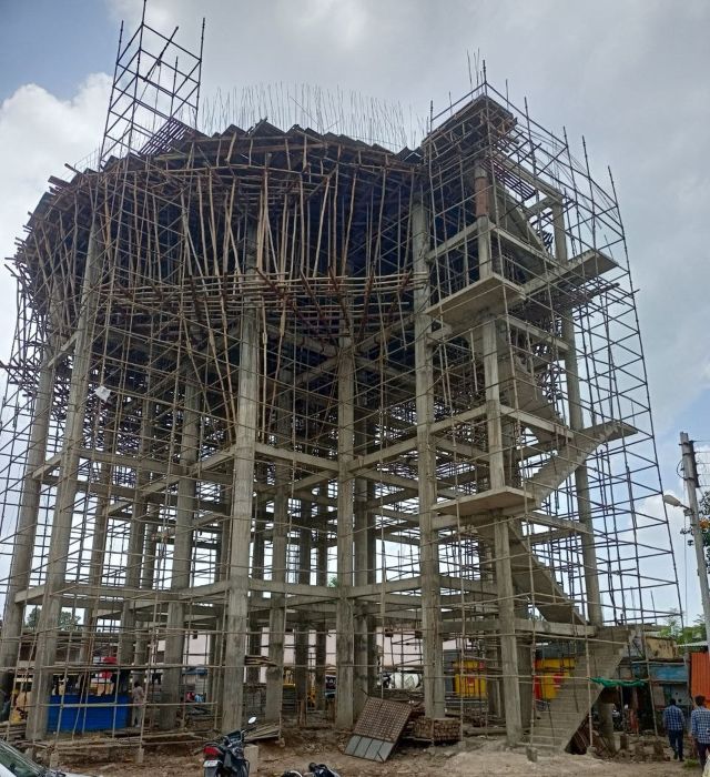 विकास योजनाओं का जनता को लाभ का इंतजार