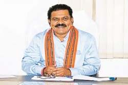 रक्षाबंधन पर सुकमा में एक नया इतिहास रचेंगे डिप्टी सीएम, आत्मसमर्पित नक्सली
महिलाएं बांधेंगी राखी - image