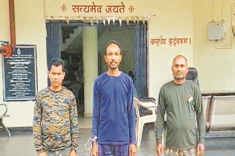 3 लाख का इनामी नक्सली कमांडर गिरफ्तार (Photo source- Patrika)