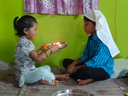 धूमधाम से मनाया भाई बहने के स्नेह पर्व रक्षाबंधन
