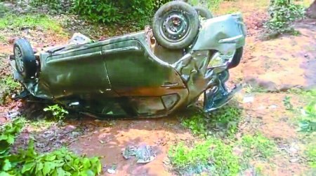 घायलों को 108 एंबुलेंस की मदद से अस्पताल में कराया भर्ती, कार से जा रहे थे ब्योहारी