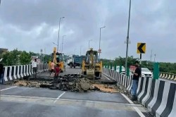 Ayodhya Lucknow Highway: 6 महीने में 150 करोड़ का ओवरब्रिज धंसा, अयोध्या-लखनऊ
हाईवे पर हड़कंप - image